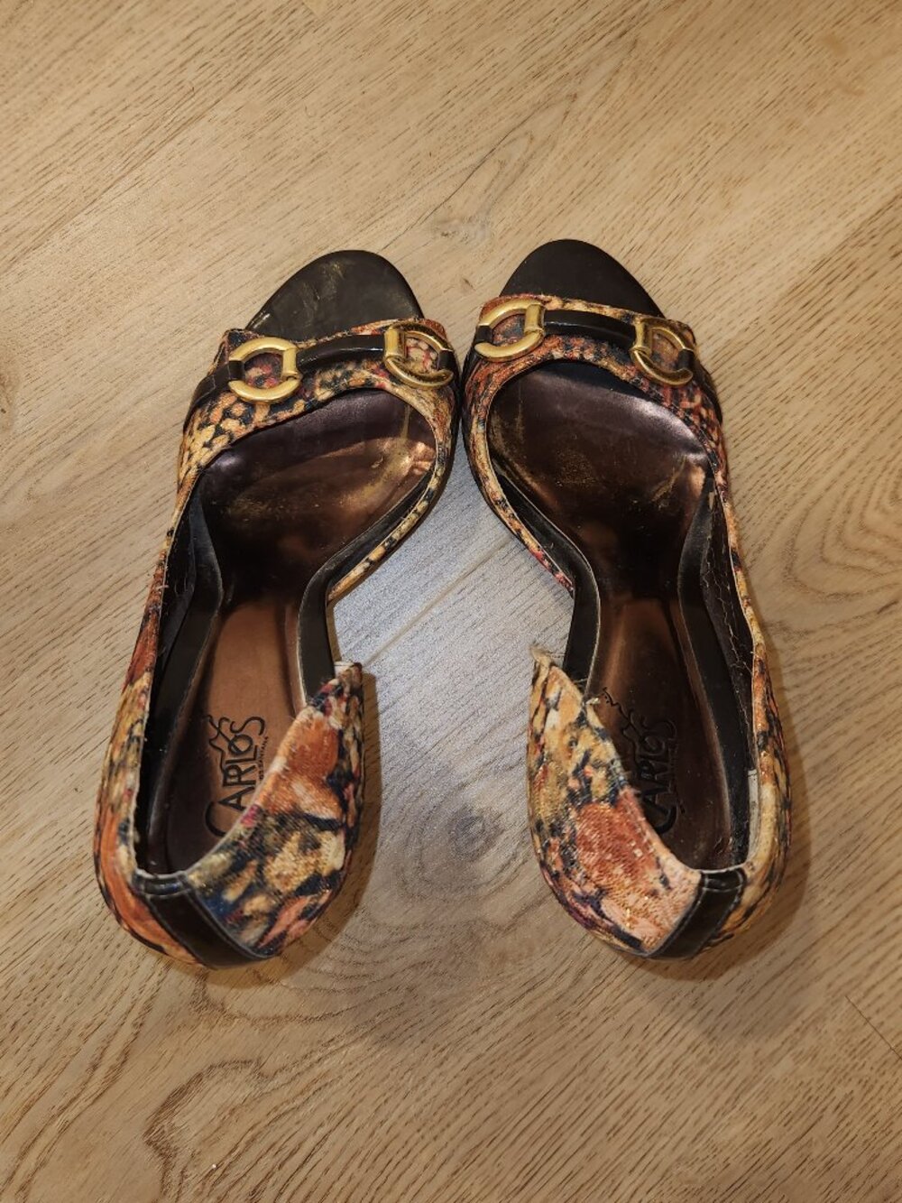 Carlos Santana Peep Toe Heels